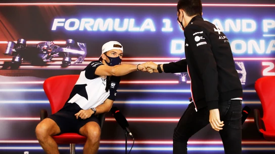 Pierre Gasly y Esteban Ocon Pierre Gasly y Esteban Ocon