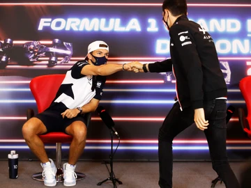 Pierre Gasly y Esteban Ocon Pierre Gasly y Esteban Ocon