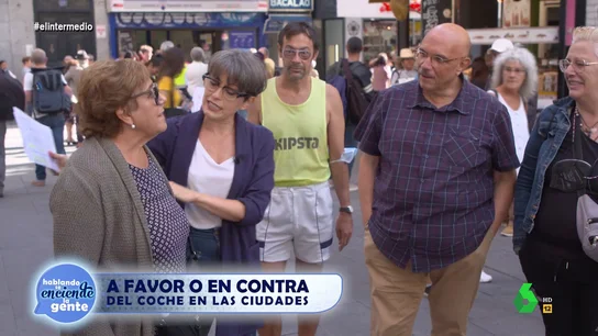 "Pues que no salgan de casa": la rotunda respuesta de un señor a los que se niegan a coger el transporte público "Pues que no salgan de casa": la rotunda respuesta de un señor a los que se niegan a coger el transporte público