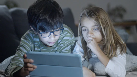 Cómo cuidar la vista de los niños: el 30% podría tener un problema de visión no diagnosticado Cómo cuidar la vista de los niños: el 30% podría tener un problema de visión no diagnosticado