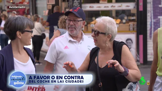 Esta mujer explica la importancia de reforzar el transporte público: "Mi hija se ha sacado el bono y al mes ha dicho 'me voy en coche'" Esta mujer explica la importancia de reforzar el transporte público: "Mi hija se ha sacado el bono y al mes ha dicho 'me voy en coche'"