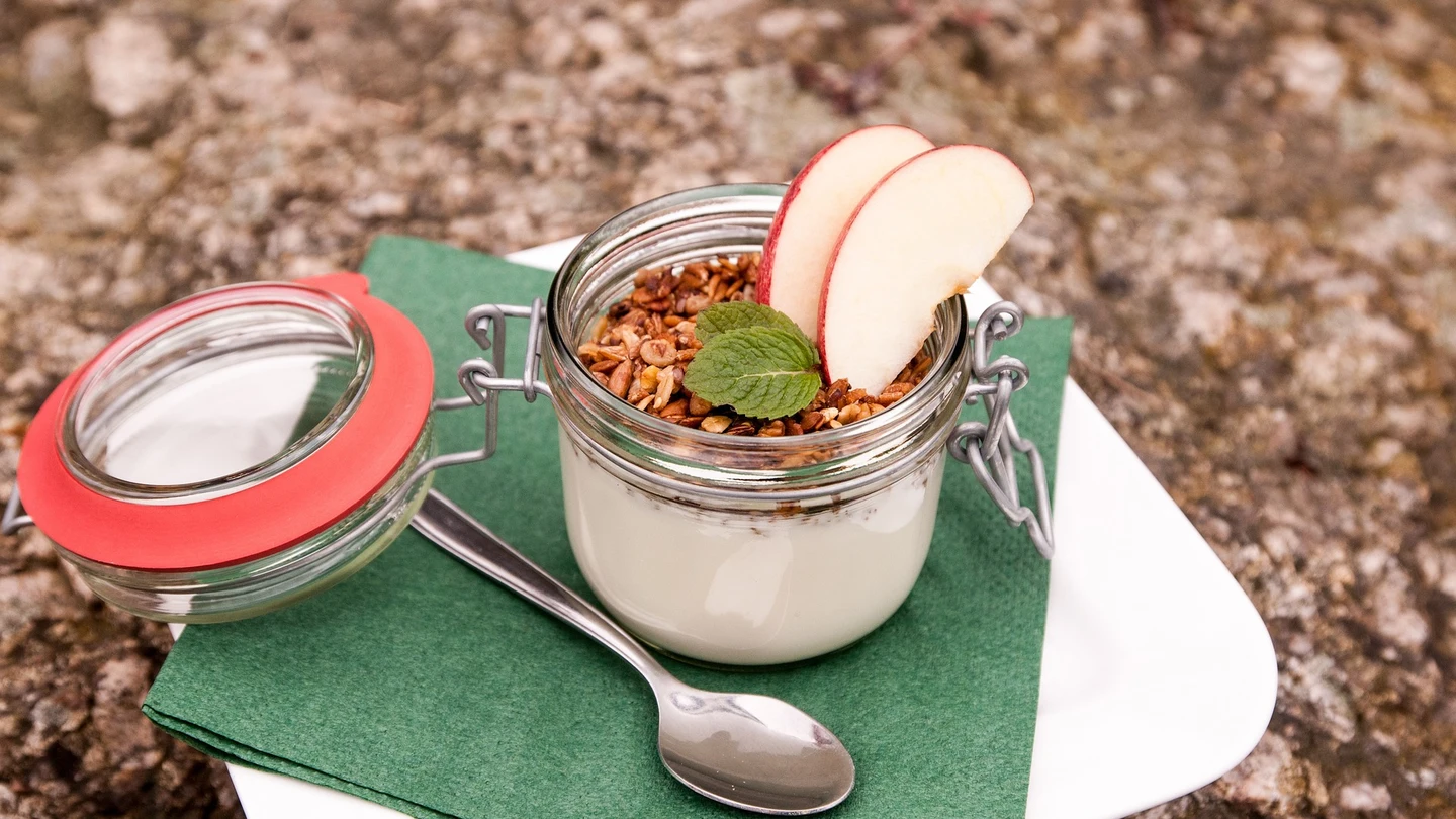De leche de vaca, de cabra o de oveja: ¿qué yogur es más saludable? De leche de vaca, de cabra o de oveja: ¿qué yogur es más saludable?