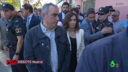 Abucheos a Ayuso en su visita a San Fernando: vecinos la reciben al grito de 'Metro culpable, Ayuso responsable' Abucheos a Ayuso en su visita a San Fernando: vecinos la reciben al grito de 'Metro culpable, Ayuso responsable'