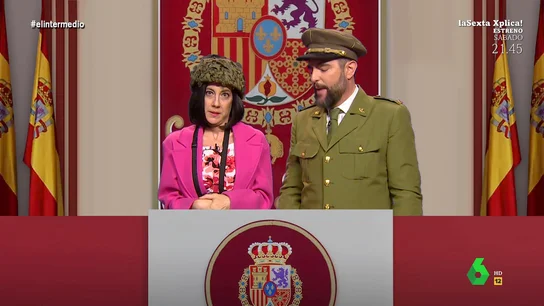 El endado de 'Margarita Robles' al ver el look de Yolanda Díaz en el desfile del 12 de octubre: "Madre mía, la fashionaria" El endado de 'Margarita Robles' al ver el look de Yolanda Díaz en el desfile del 12 de octubre: "Madre mía, la fashionaria"