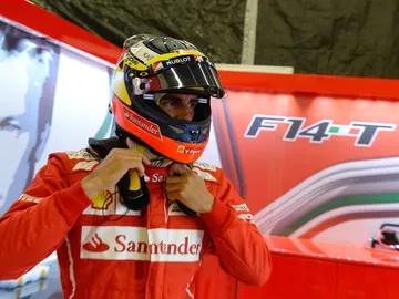 Pedro Martínez de la Rosa regresa al paddock Pedro Martínez de la Rosa regresa al paddock