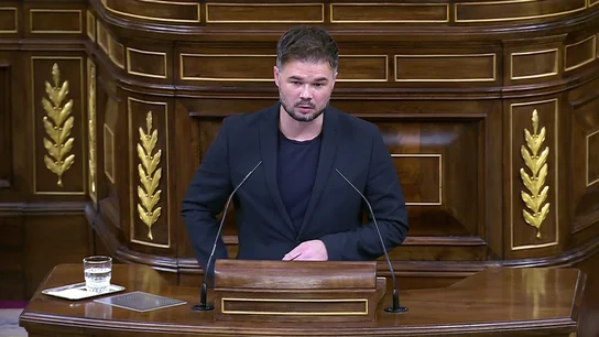 La respuesta de Rufián al retraso de Vox durante la intervención de Sánchez La respuesta de Rufián al retraso de Vox durante la intervención de Sánchez