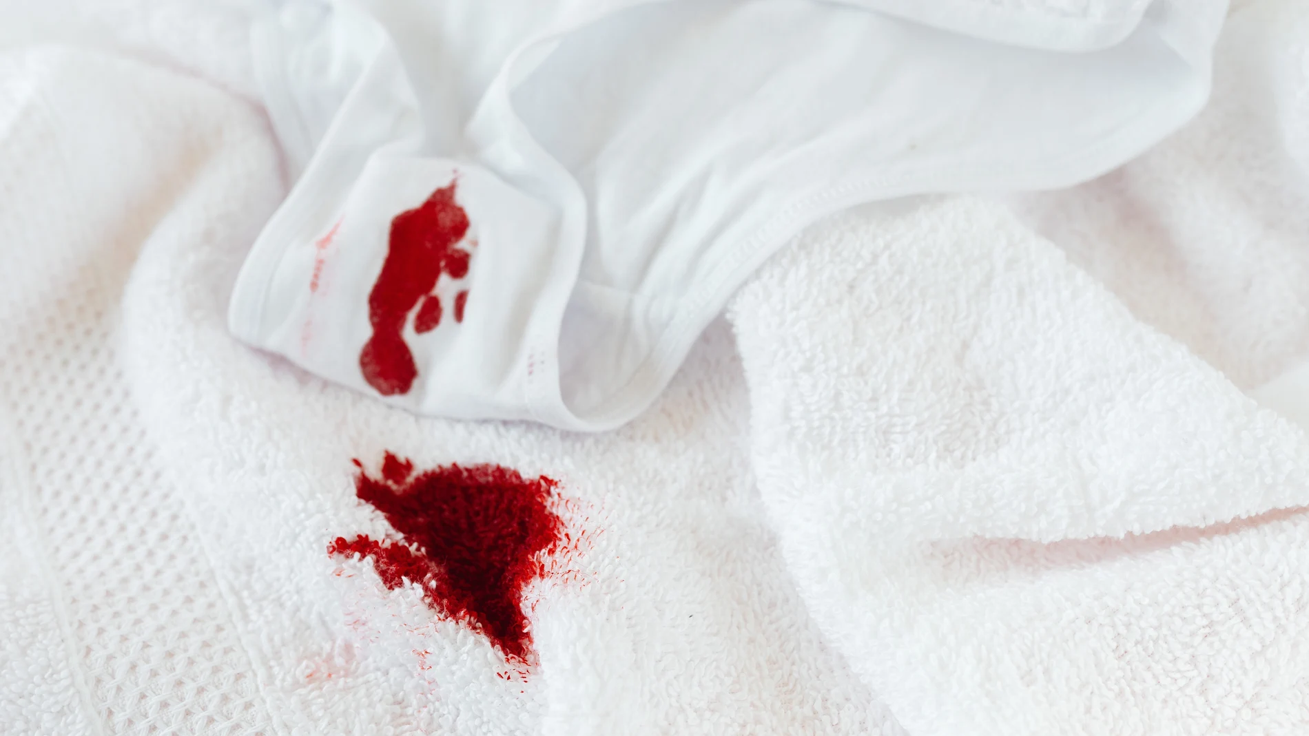 Cómo quitar manchas sangre de la ropa