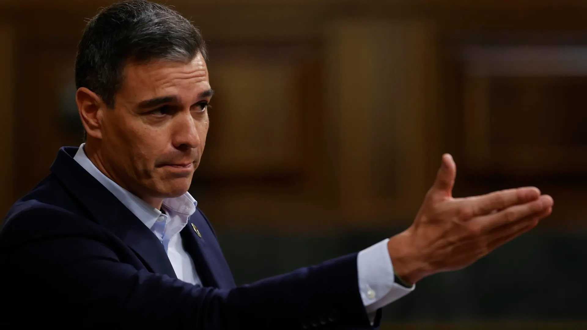 Tertulia: ¿Quiso Pedro Sánchez evitar los abucheos?