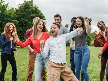 Grupo bailando Grupo bailando
