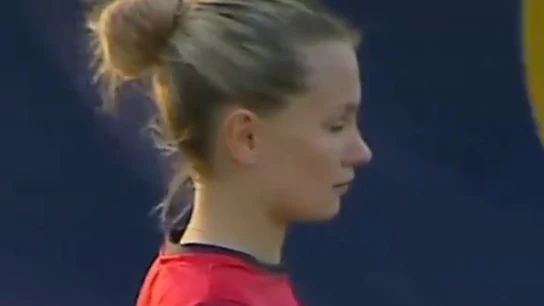 Las redes condenan el comentario de un narrador hacia una futbolista Las redes condenan el comentario de un narrador hacia una futbolista
