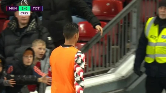 Cristiano Ronaldo abandona el campo en pleno partido Cristiano Ronaldo abandona el campo en pleno partido
