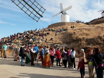 Fiesta de la Rosa del Azafrán, el oro rojo de Consuegra Fiesta de la Rosa del Azafrán, el oro rojo de Consuegra