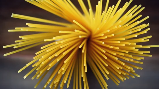 Sí, puedes tomar carbohidratos de cena aunque quieras adelgazar (pero hay que saber elegirlos) Sí, puedes tomar carbohidratos de cena aunque quieras adelgazar (pero hay que saber elegirlos)