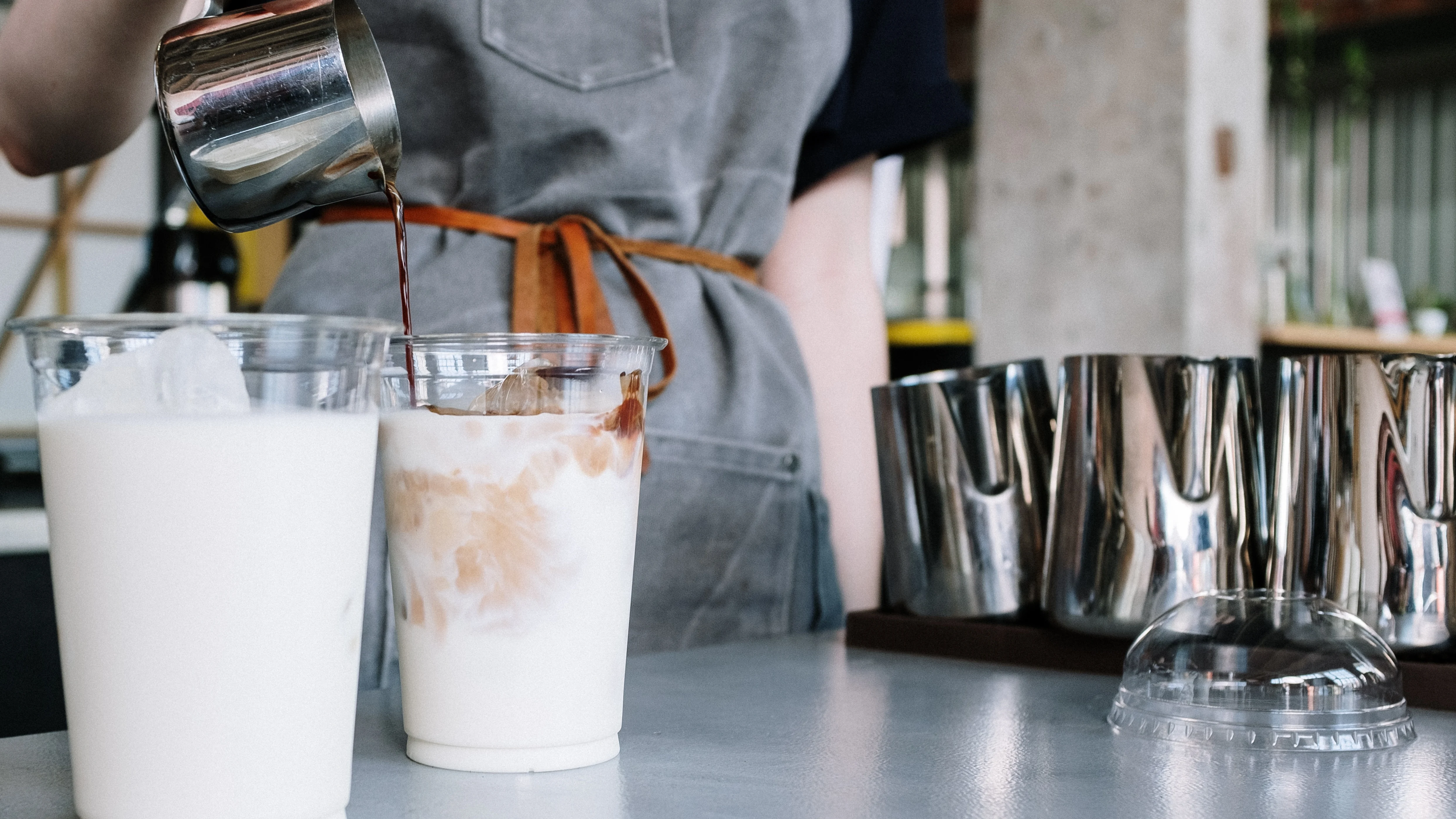 Las causas de la falta de leche en los supermercados: baja la producción y los ganaderos negocian el precio