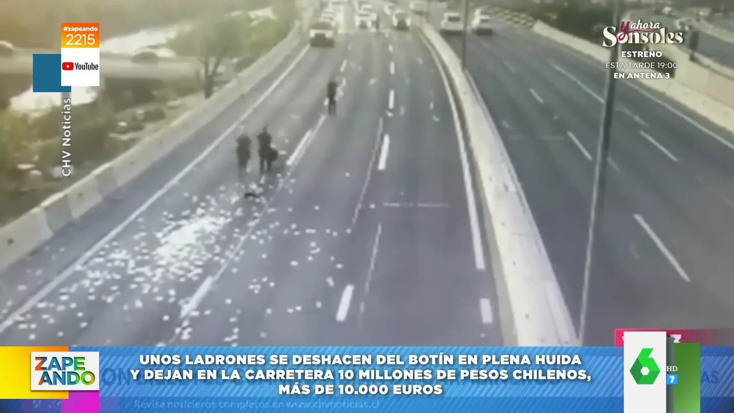 La desastrosa huida de unos ladrones: así se deshacen de la mochila con 10 millones de pesos La desastrosa huida de unos ladrones: así se deshacen de la mochila con 10 millones de pesos