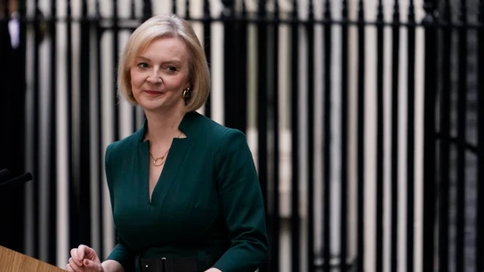 Liz Truss ante el número 10 de Downing Street Liz Truss ante el número 10 de Downing Street