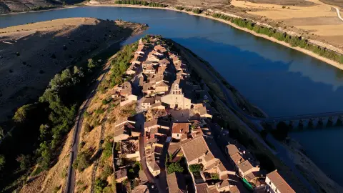 Maderuelo, pueblo de Segovia Maderuelo, pueblo de Segovia