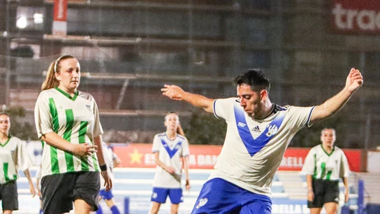 Álex, antes de disparar Álex, antes de disparar