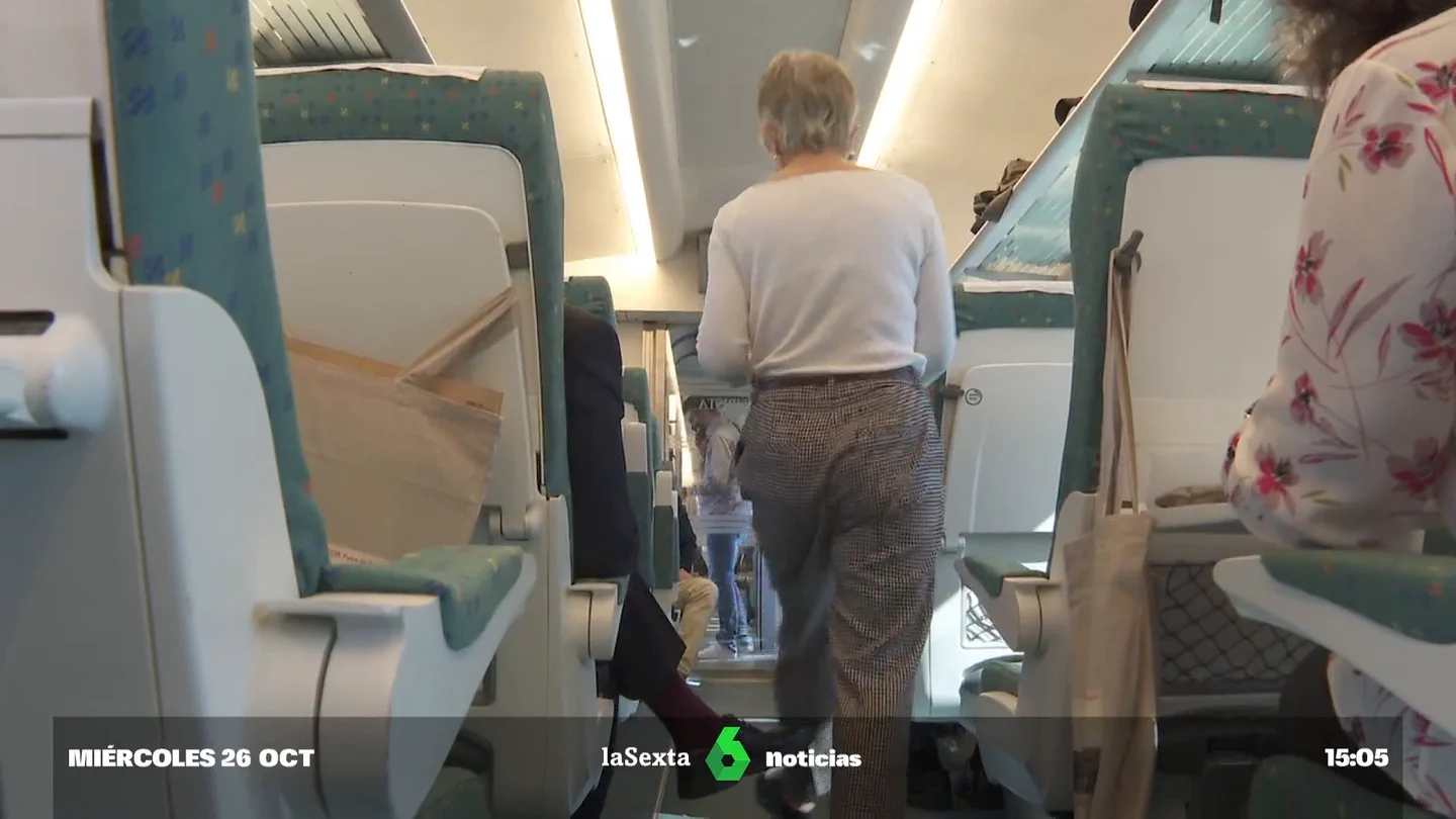 Renfe investiga la expulsión de 22 niños y dos monitores de un tren por hacer ruido Renfe investiga la expulsión de 22 niños y dos monitores de un tren por hacer ruido