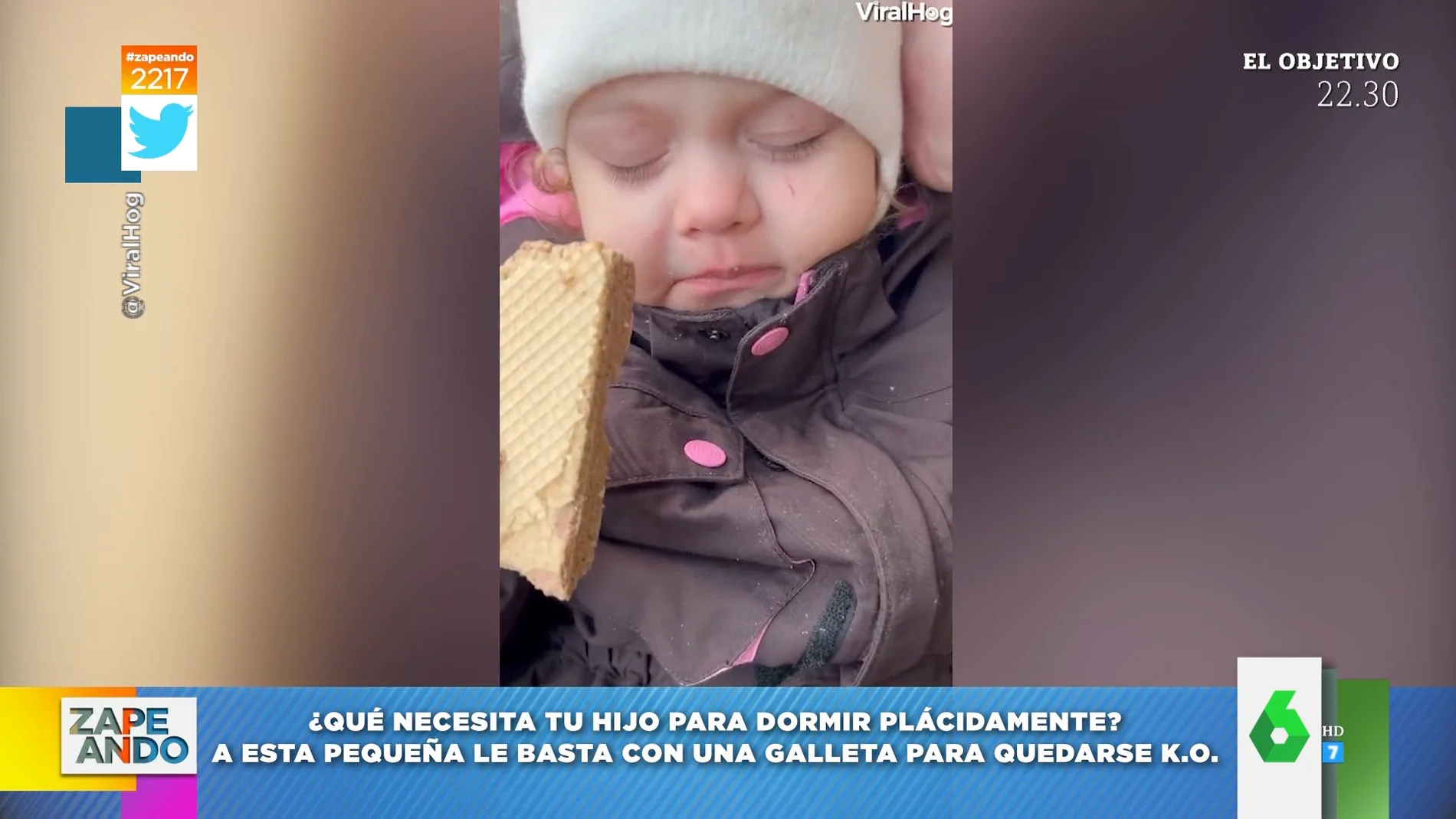 Vídeo viral de una niña durmiendo aferrada a una galleta