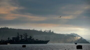 Ucrania ataca la base naval rusa en Sebastopol, Crimea
