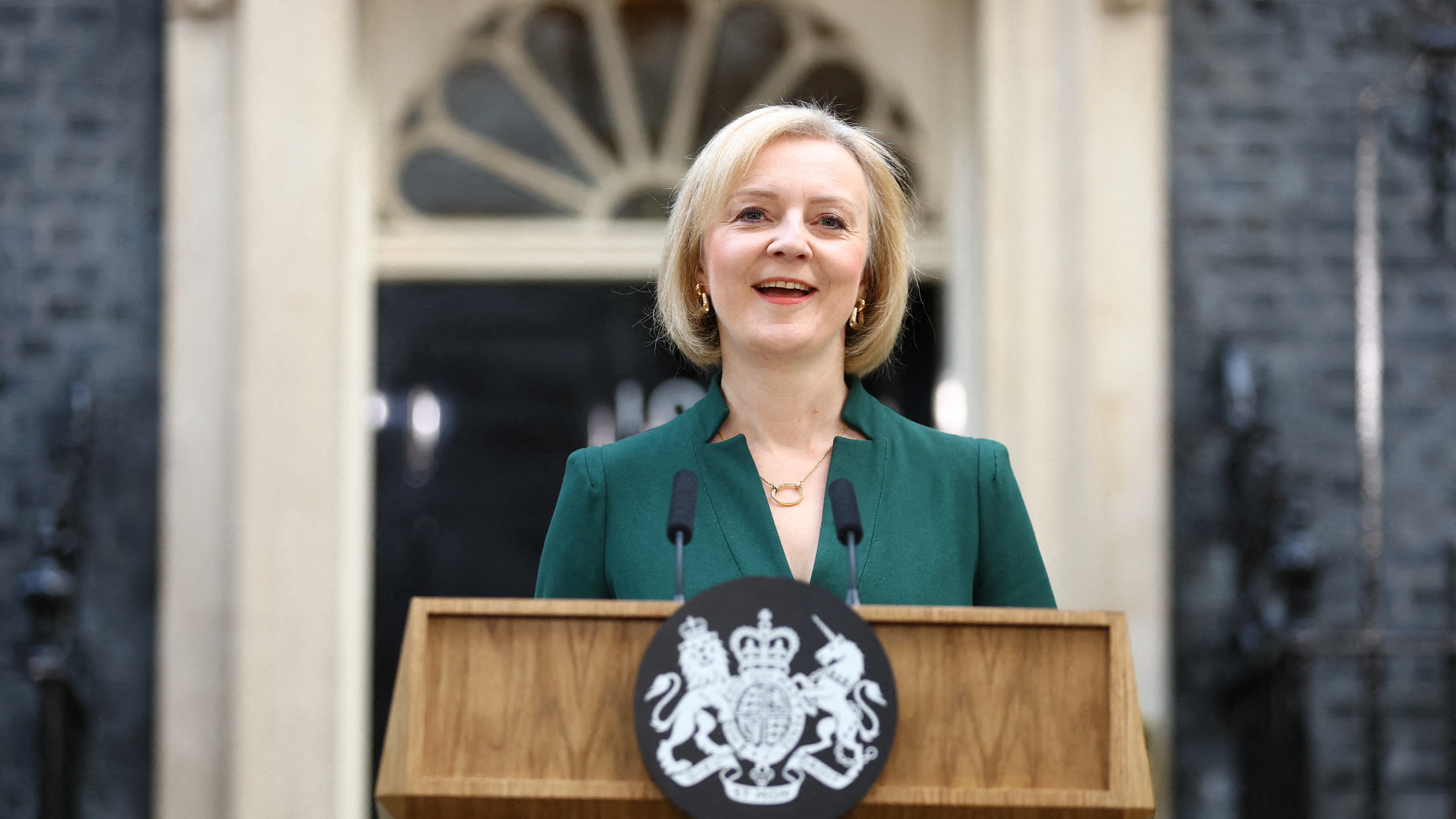 Liz Truss, durante la comparecencia de su dimisión como primera ministra del Reino Unido