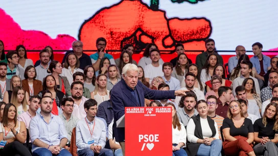 Felipe González pidió a Feijóo en numerosas ocasiones que pactara la renovación del CGPJ Felipe González pidió a Feijóo en numerosas ocasiones que pactara la renovación del CGPJ