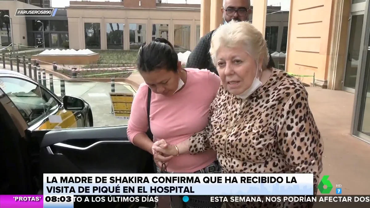La madre de Shakira, sobre la visita de Piqué en el hospital: "Seguimos  siendo familia"