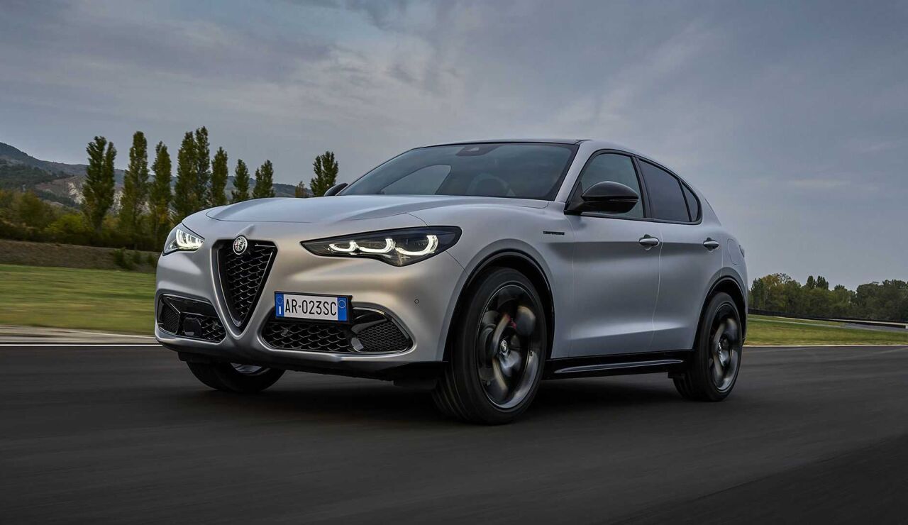 Alfa Romeo Stelvio 2023: el SUV italiano tiene más cuore que nunca