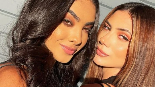 Miss Argentina y Miss Puerto Rico 2020 sorprenden anunciando que se han casado con un romántico vídeo Miss Argentina y Miss Puerto Rico 2020 sorprenden anunciando que se han casado con un romántico vídeo