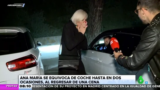 Ana María Aldón asusta a un conductor intentando montarse en su coche por error la noche de Halloween Ana María Aldón asusta a un conductor intentando montarse en su coche por error la noche de Halloween