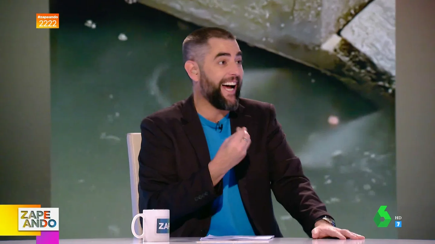 Dani Mateo descubre qué hace en las horas libres que tiene entre Zapeando y El Intermedio Dani Mateo descubre qué hace en las horas libres que tiene entre Zapeando y El Intermedio