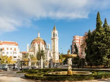 Iglesia de San Manuel y San Benito de Madrid Iglesia de San Manuel y San Benito de Madrid