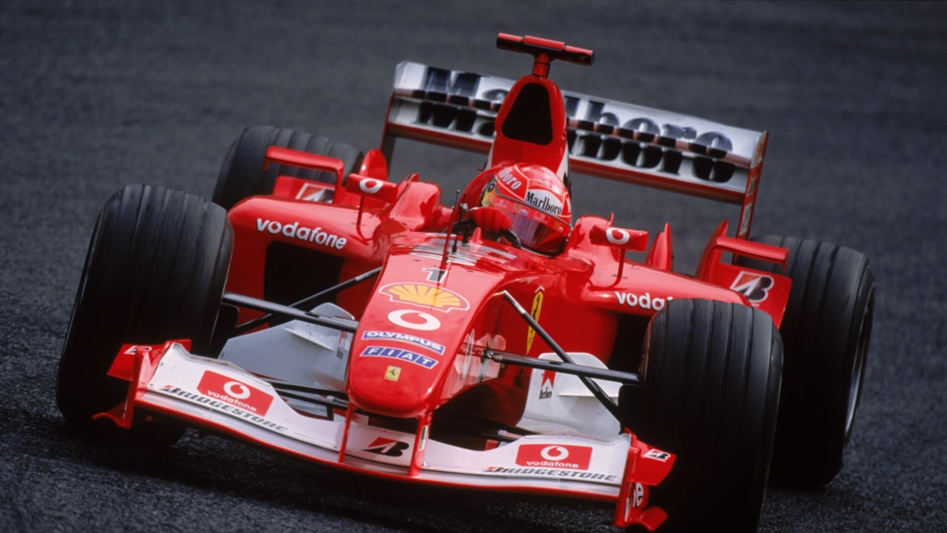 Michael Schumacher con el F2003-GA