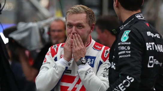 Kevin Magnussen tras conseguir la pole en el GP de Brasil Kevin Magnussen tras conseguir la pole en el GP de Brasil