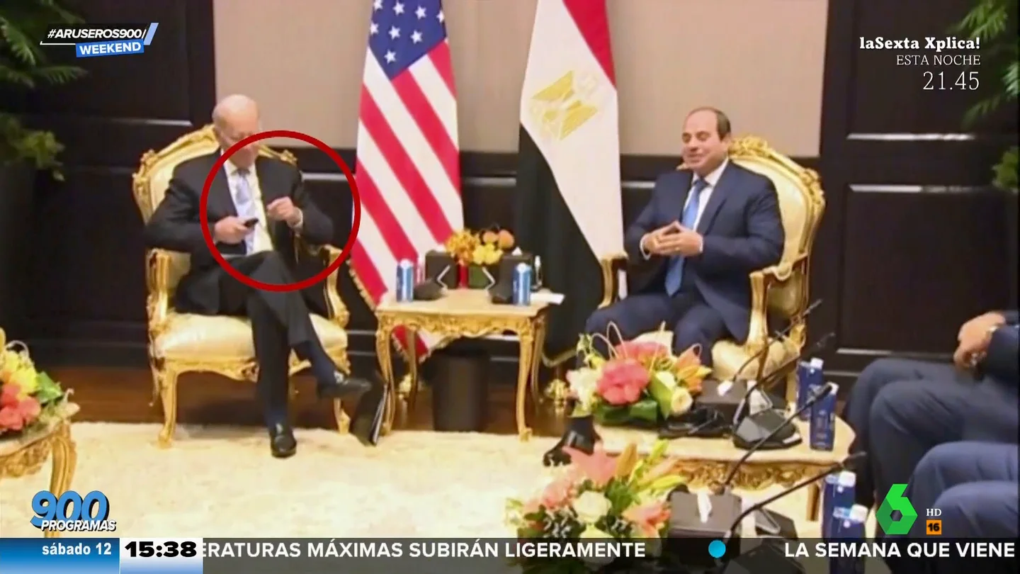 Los Aruser@s debaten: ¿Con qué hacía Biden una pelotilla mientras atendía a la prensa? Los Aruser@s debaten: ¿Con qué hacía Biden una pelotilla mientras atendía a la prensa?