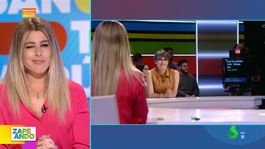 Valeria Ros se convierte en Lorena Castell: el cómico reto en el que lee el cue el doble de rápido Valeria Ros se convierte en Lorena Castell: el cómico reto en el que lee el cue el doble de rápido