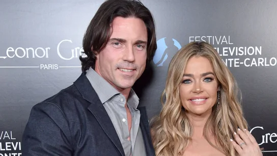 Disparan a Denise Richards y su marido, Aaron Phypers: "Fue la situación más aterradora en la que he estado" Disparan a Denise Richards y su marido, Aaron Phypers: "Fue la situación más aterradora en la que he estado"