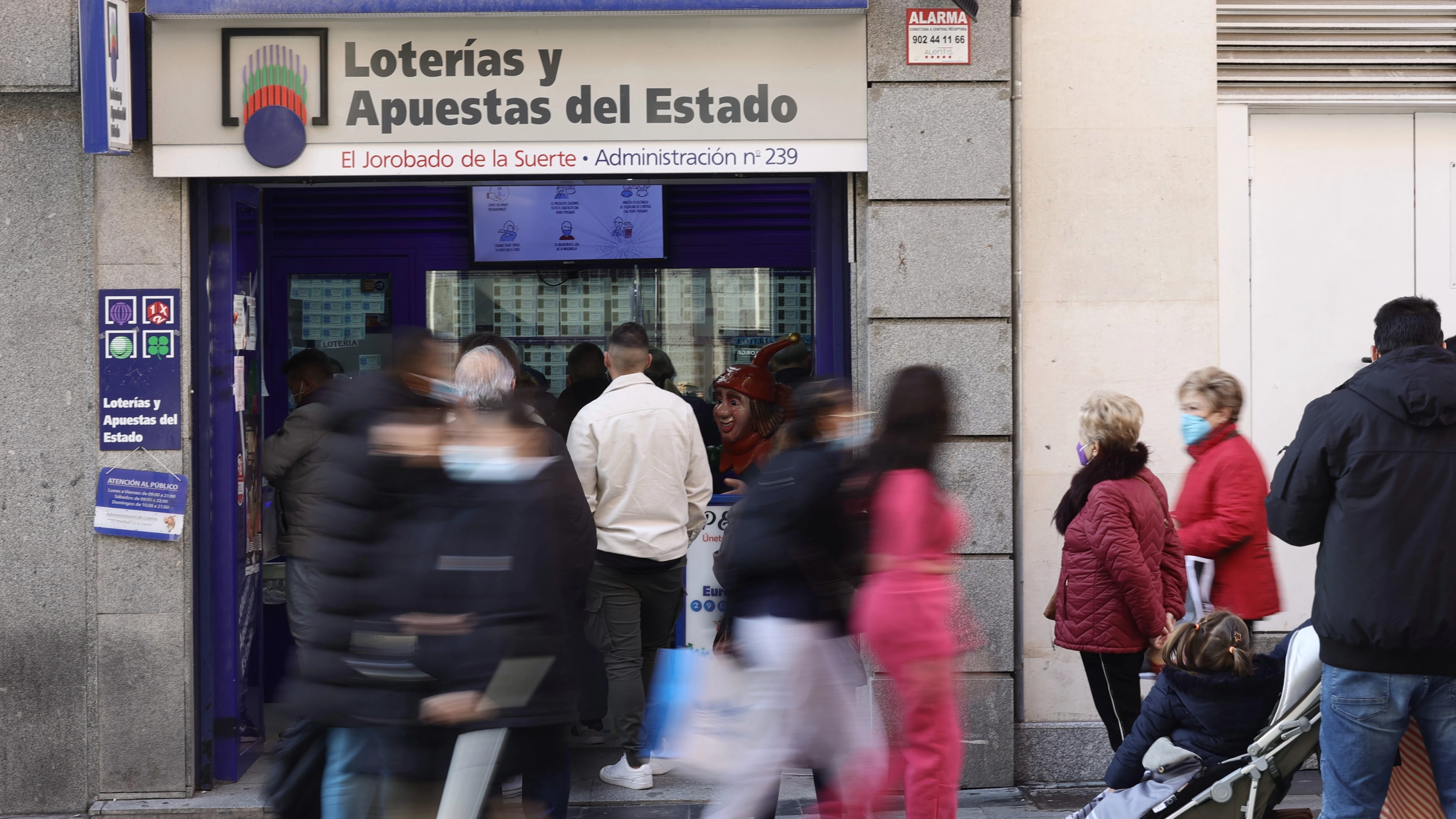 No, no todo el mundo 'debería' poder comprar Lotería de Navidad