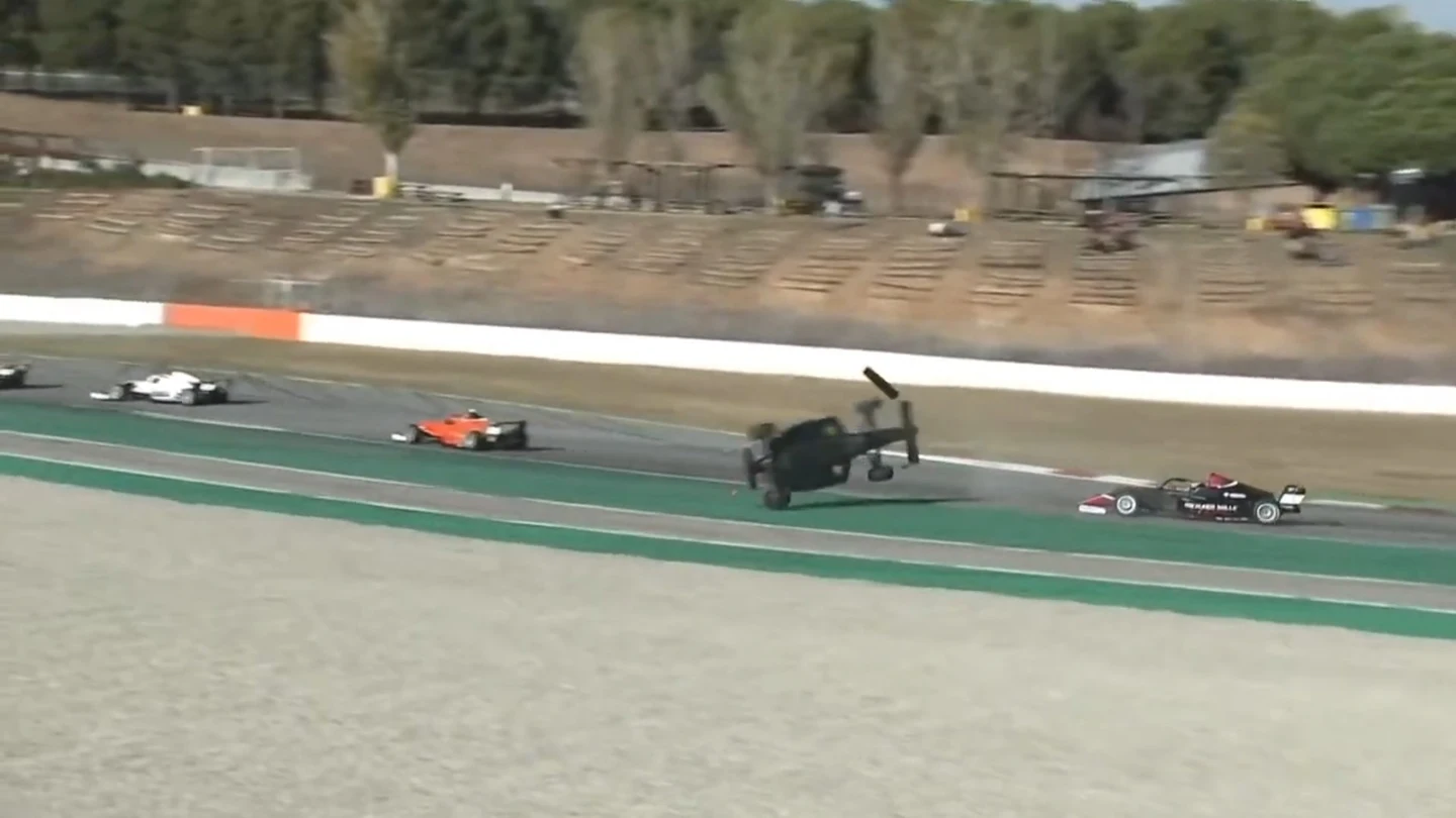 El coche de Noah Strømsed, volando por los aires El coche de Noah Strømsed, volando por los aires