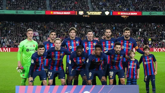 Jugadores del Barça posan antes del partido Jugadores del Barça posan antes del partido
