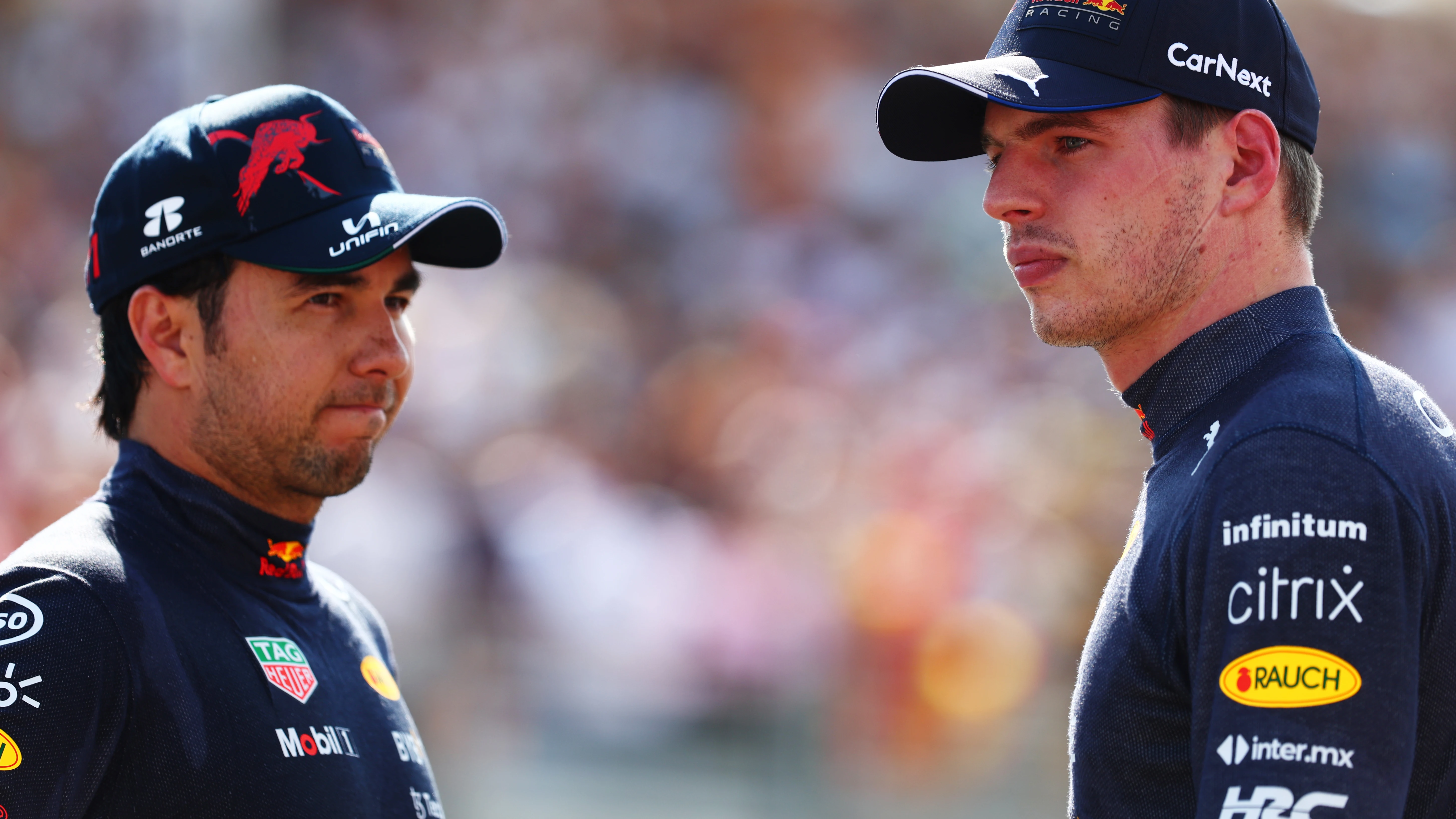 Checo Pérez y Max Verstappen