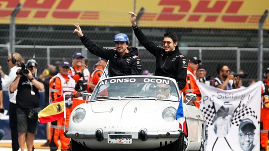 Fernando Alonso y Esteban Ocon Fernando Alonso y Esteban Ocon
