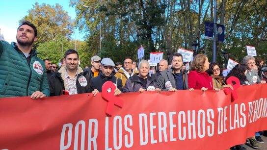 La primera 'Marcha Positiva' recorre Madrid contra el estigma del VIH.