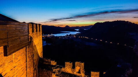 Castillo de Iznájar