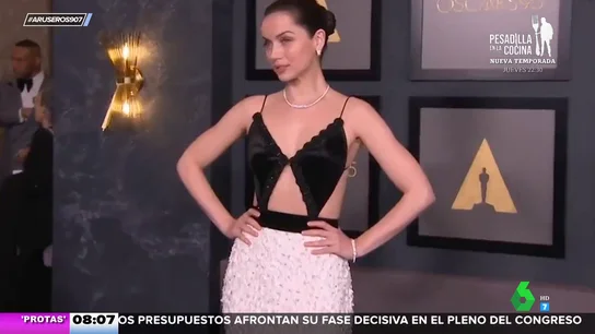 Ana de Armas deslumbra con su vestido de "dos rombos": "Solo es apto para mayores de 18" Ana de Armas deslumbra con su vestido de "dos rombos": "Solo es apto para mayores de 18"