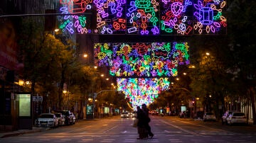 ¿Cuándo se encienden las luces de Navidad en 2022? Fechas y horarios por ciudades