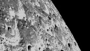 Así es la Luna de cerca: la nave Orion capta varias imágenes que muestran cómo es la superficie lunar