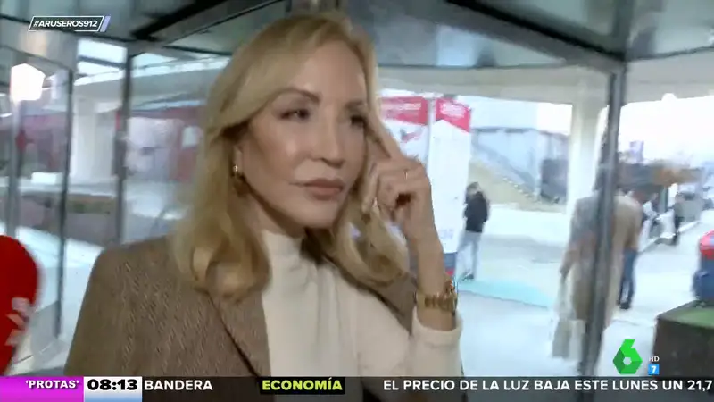 Carmen Lomana, enfadada con Ágatha Ruiz de la Prada por llamarle hortera: "Está como las maracas de Machín"