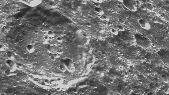 La nave Orion capta las imágenes más cercanas de la Luna. La nave Orion capta las imágenes más cercanas de la Luna.